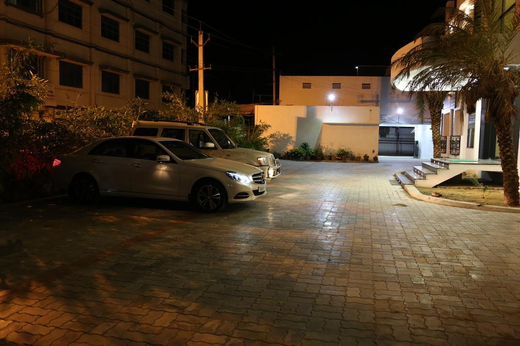 Aparthotel Pine Tree Kanchipuram Pokoj fotografie