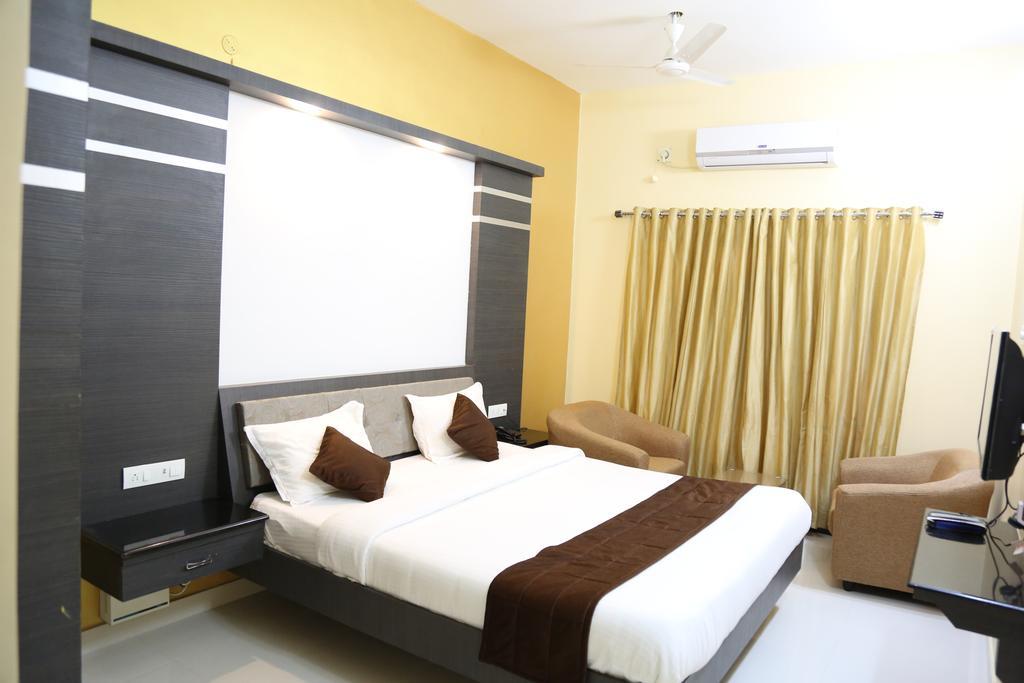 Aparthotel Pine Tree Kanchipuram Exteriér fotografie